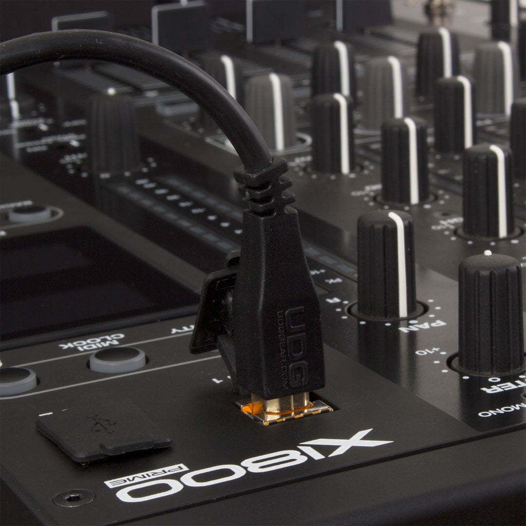 UDG Ultimate Audio-kaapeli USB 2.0 C-B musta suora 1,5 m