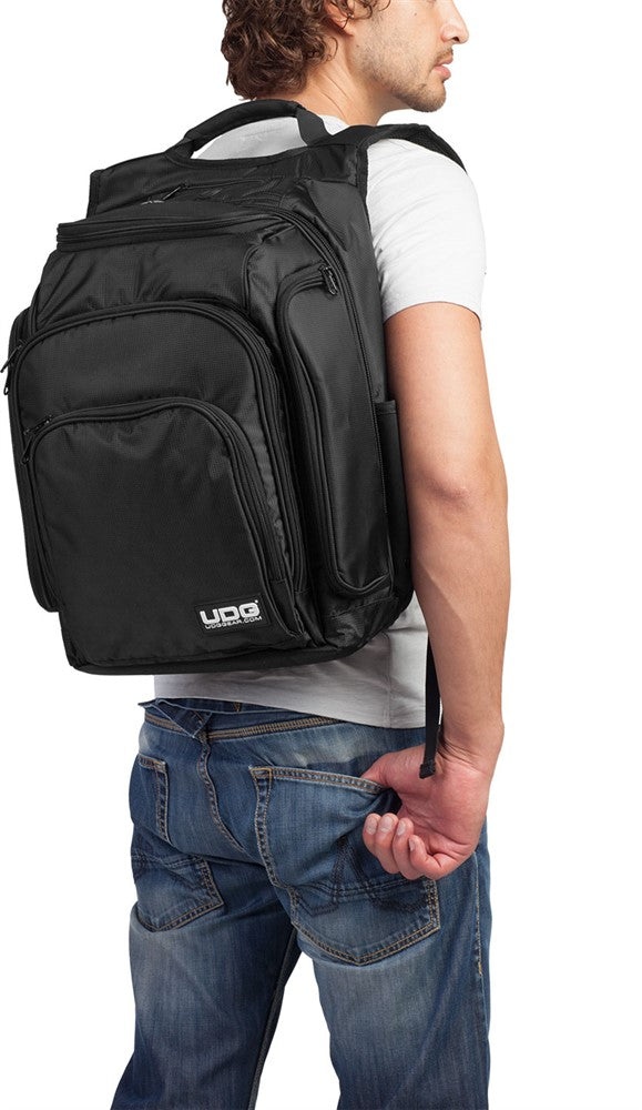 UDG Ultimate Digi Reppu Musta/Oranssi