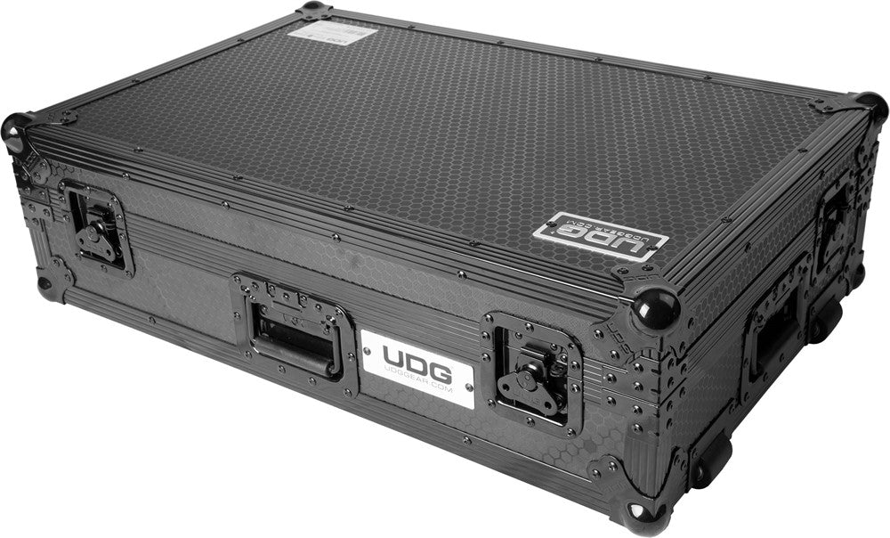 UDG Ultimate kuljetus case Pioneer Opus-Quad Musta Plus (W)