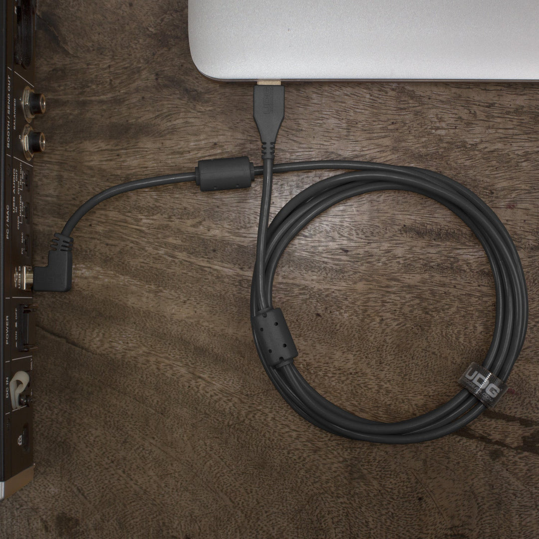UDG Ultimate audio-kaapeli USB 2.0 A-B musta kulmikas 2m
