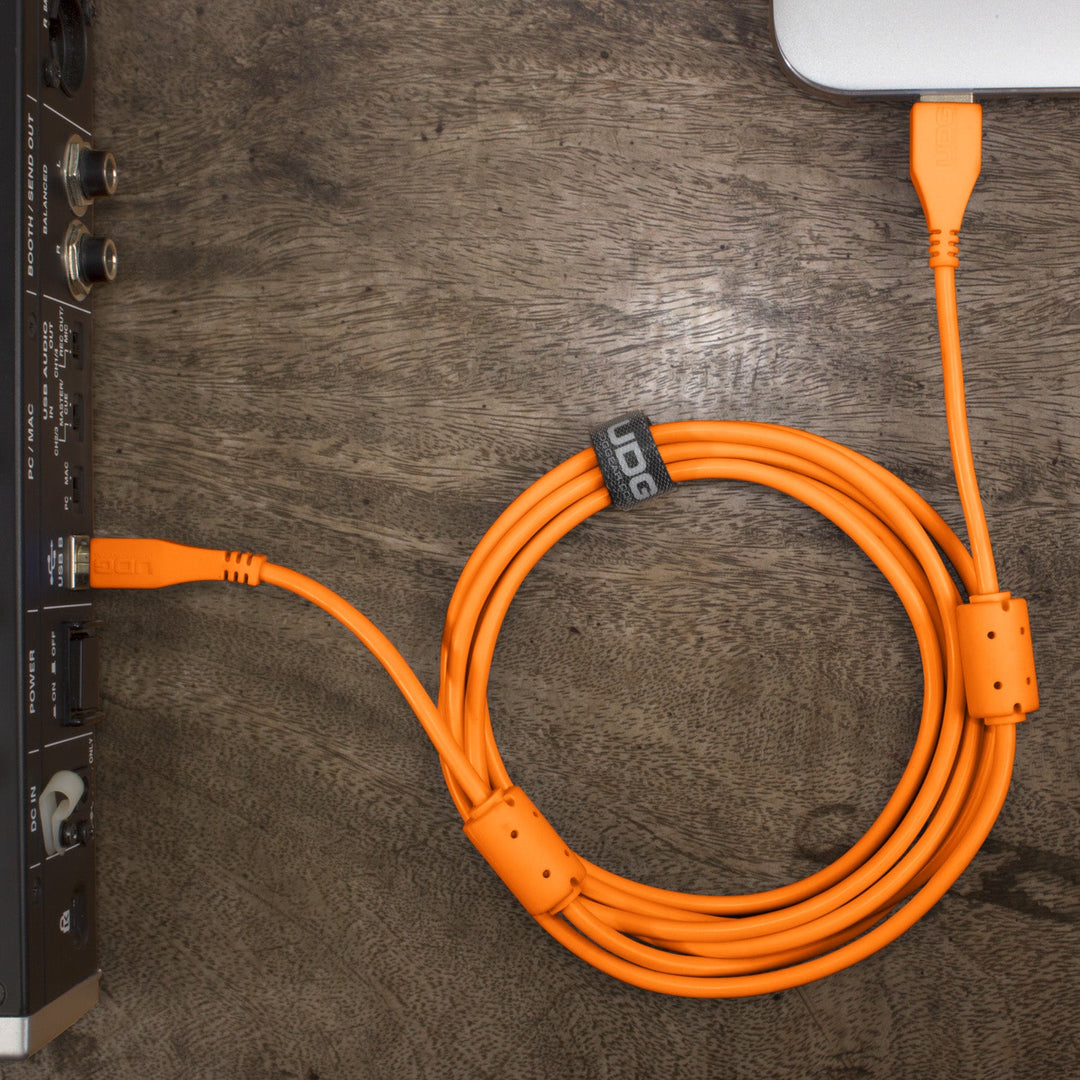 UDG Ultimate Audio-kaapeli USB 2.0 A-B oranssi suora 1 m