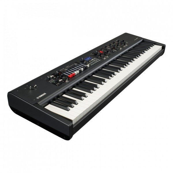 Yamaha YC73 Digital Stage Kosketinsoittimet (Tasapainotettu vasara)