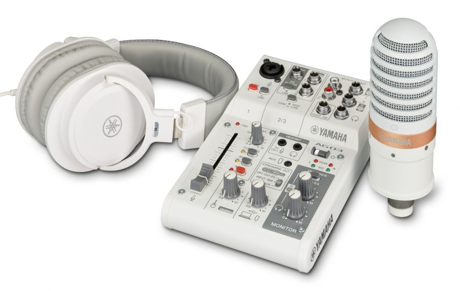 Yamaha AG03 MkII - Live Streaming -paketti (Valkoinen)