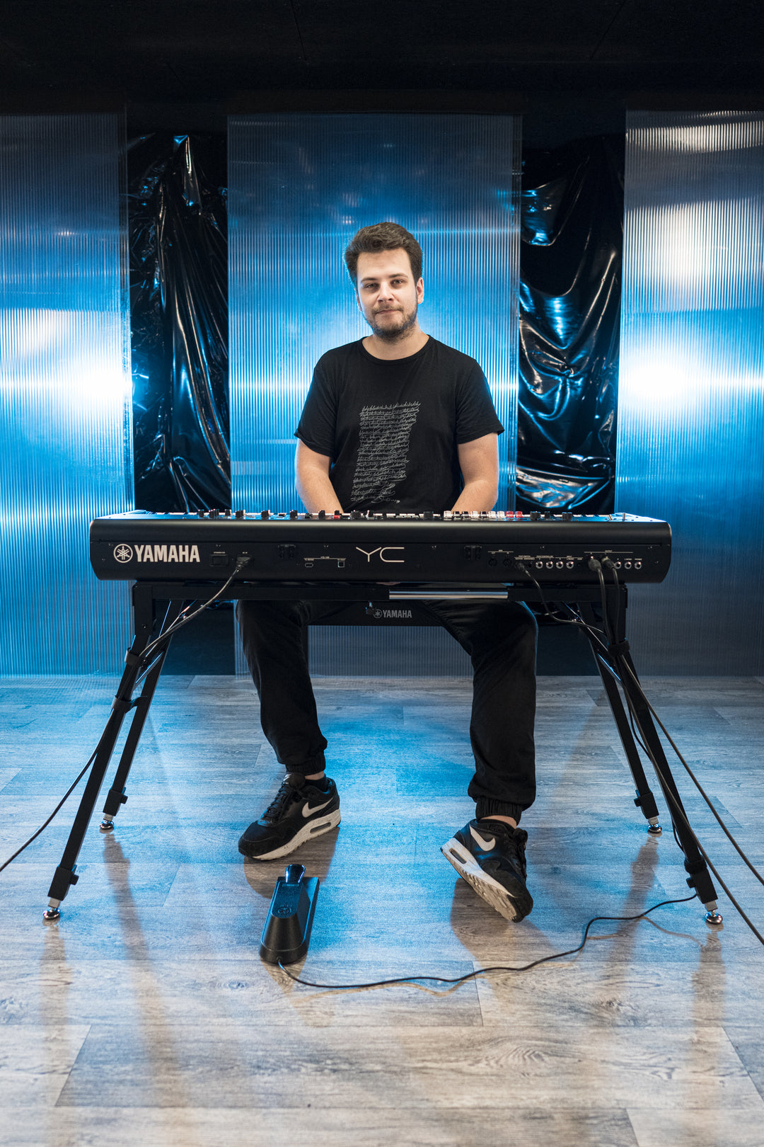 Yamaha YC73 Digital Stage Kosketinsoittimet (Tasapainotettu vasara)