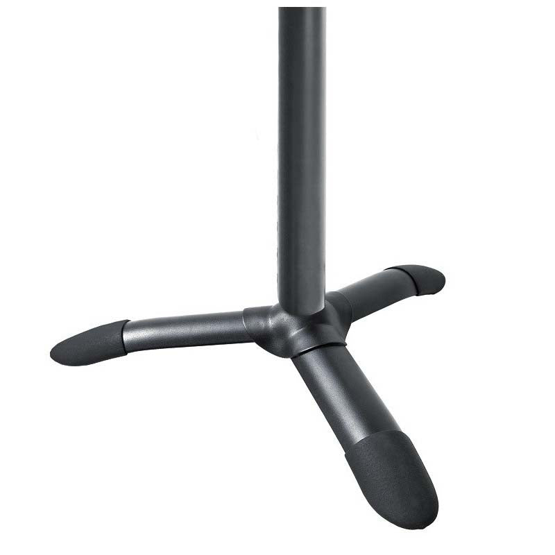Studiomonitorisetti kahdella jalustalla (20kg)