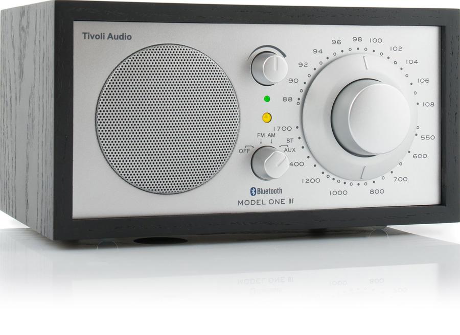 Tivoli Audio Model ONE BT Bluetooth Kaiutin (musta/hopea)