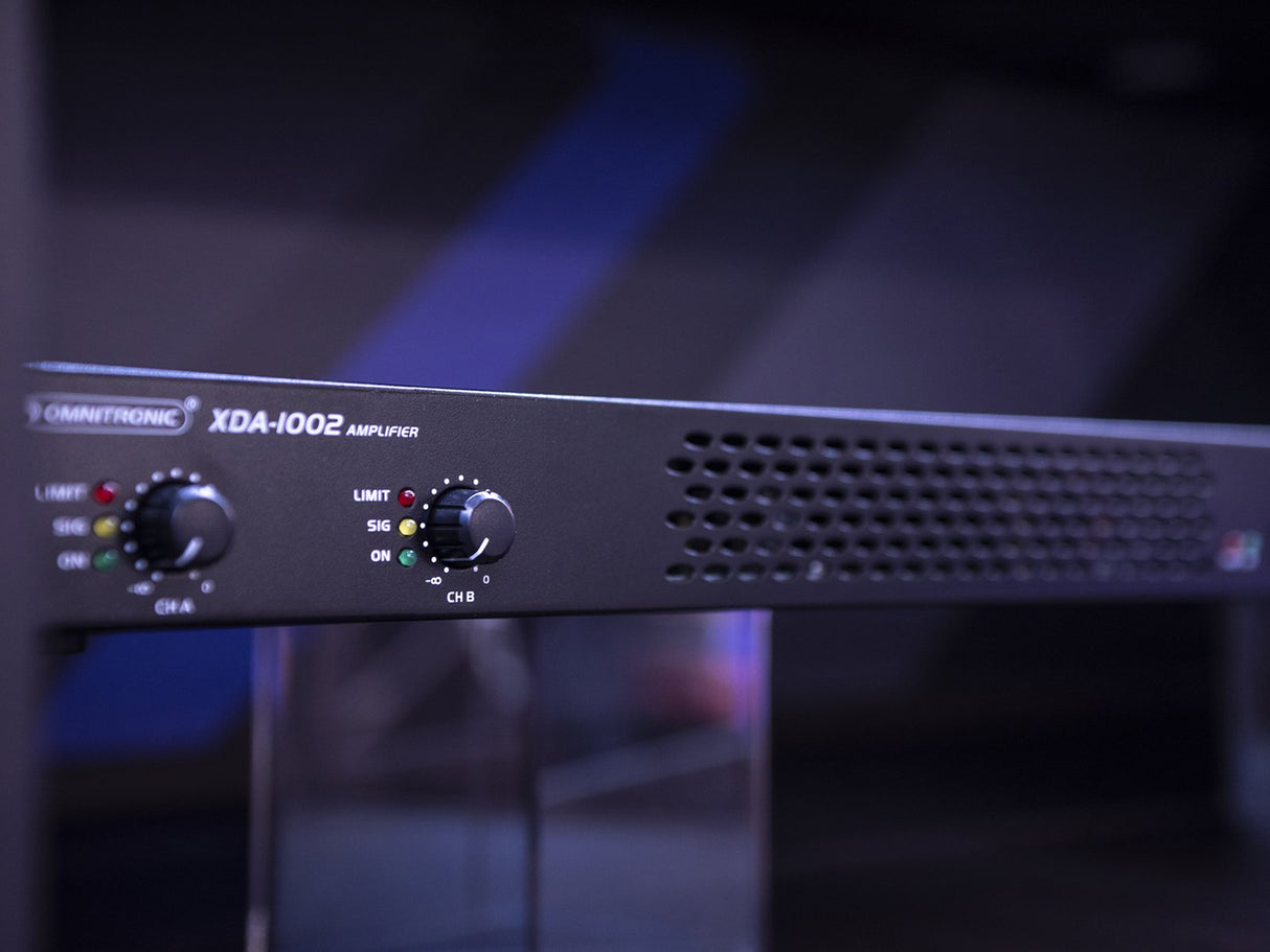 Omnitronic XDA-1002 PA digitaalinen vahvistin