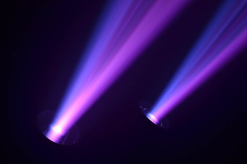 Atomic Pro LED Beam100 liikkuva pää