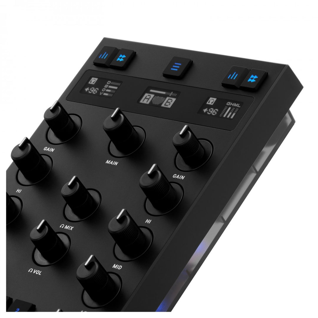 Native Instruments Traktor Z1 MK2 DJ-mikseriohjain ja ääni-interface