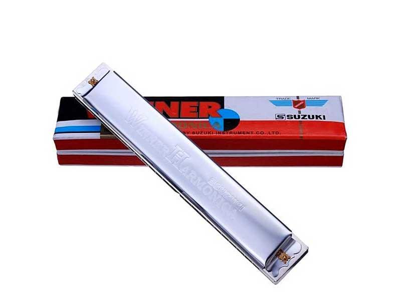 Suzuki W-20 Voittaja Tremolo huuliharppu (C)