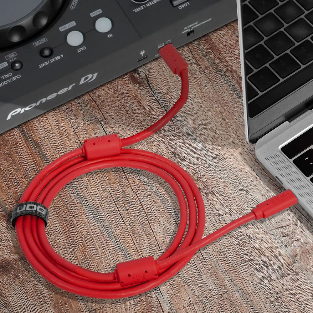 UDG Ultimate Kaapeli USB 3.2 C-C Punainen Suora 1,5m