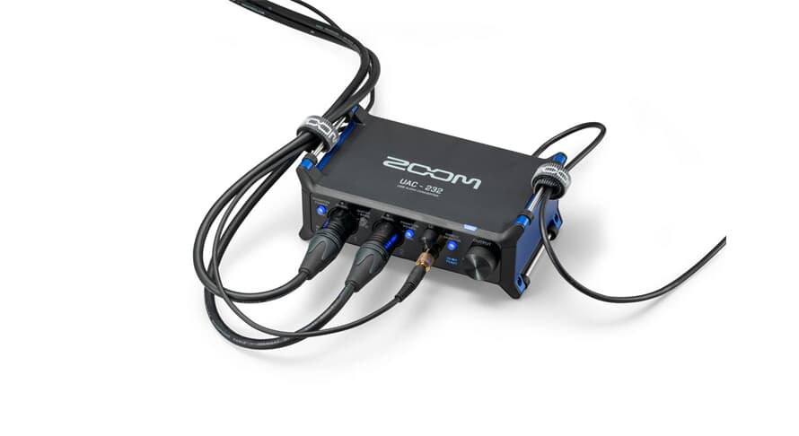 Zoom UAC-232 Äänikortit