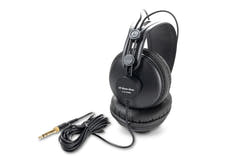 GEWA Kuulokkeet HP three close - P/U24