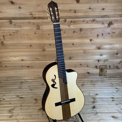 Manuel Rodriguez Signature Legacy Maestro Kitarat Café Olé Cutaway - Café Olé (Cutaway)