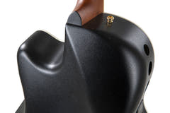 Ovation-sähkökitarat Celebrity Elite Deluxe Deep Contour – Black Satin (CDX40-5-G)