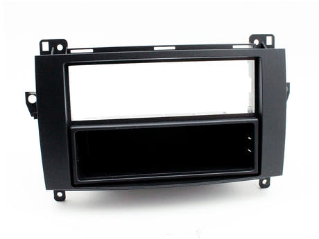 21CT24MB06 1-DIN Kehys Mercedekselle