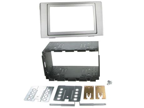 21CT23IV02 2-DIN Kehys Iveco