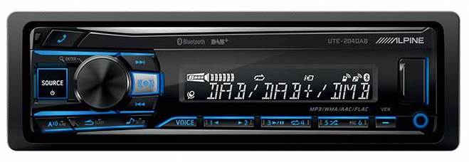 ALPINE UTE-204DAB 1-DIN-autostereo, jossa on Bluetooth ja DAB+.