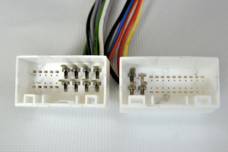 302830583 Hyundain ja Kian ISO-liittimet