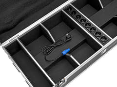 ROADINGER Flightcase 8x AKKU IP UP-4 QuickDMX lataustoiminnolla