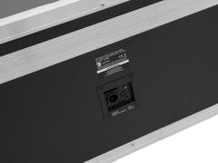 ROADINGER Flightcase 8x AKKU IP PAR 7 QCL WDMX lataustoiminnolla