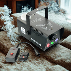 Firefog Hornet 400LED fog machine 400 W LED-valolla ja 2 kaukosäätimellä, musta