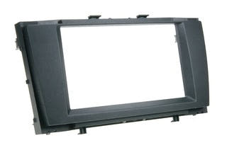 381300-18 2-DIN Kehys Toyota:lle