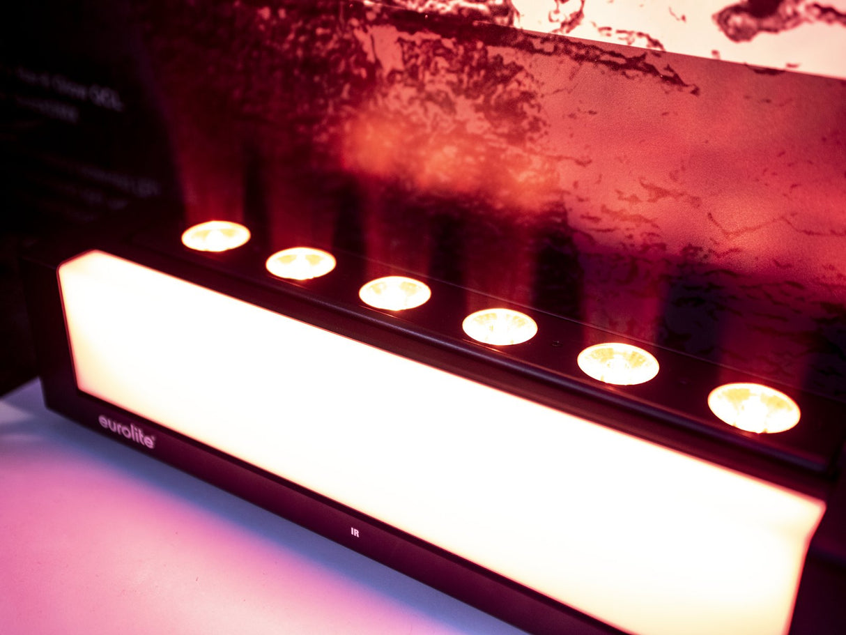 Eurolite AKKU Bar-6 akku-LED-palkki