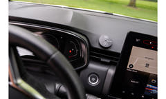 Drive One Liikennevaroitin