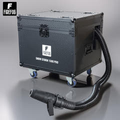 Firefog Snow Storm 1500 Pro lumimasiinat 1500 W flightcase-kotelossa