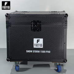 Firefog Snow Storm 1500 Pro lumimasiinat 1500 W flightcase-kotelossa