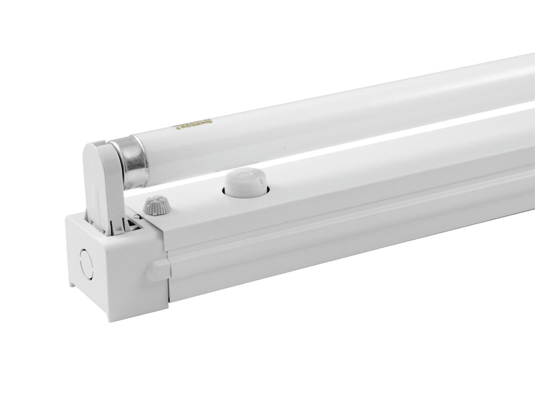 EUROLITE Laite 60cm 18-20W Putkella