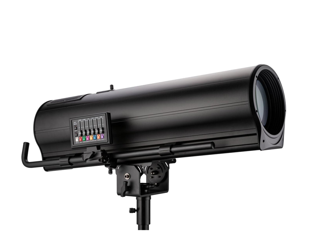EUROLITE LED SL-1000 MFZ DMX Search Light sisältäen flight casen