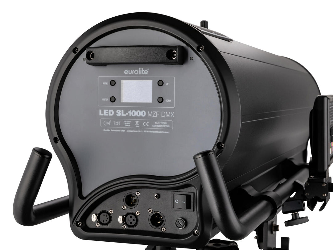 EUROLITE LED SL-1000 MFZ DMX Search Light sisältäen flight casen