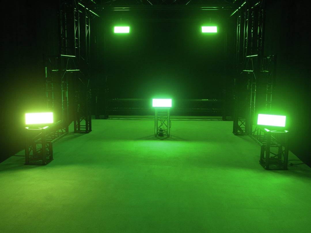 Eurolite LED Strobovalo SMD PRO 864 DMX RGB