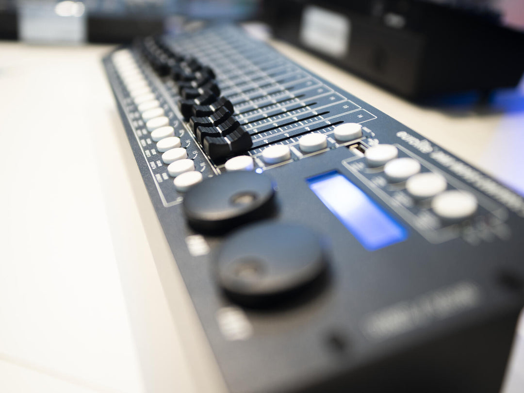 EUROLITE DMX-liikeohjain 512