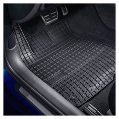 Kumimatot Fiat 500E II HB 2020-