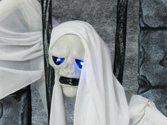 Halloween kummitus vankilassa, 46cm