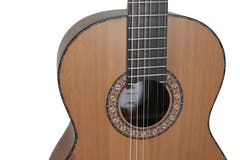 Manuel Rodriguez MAGISTRAL Series E Täysikova pähkinä - Cedar/Walnut (E-C)