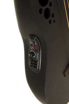 Ovation sähköakustinen basso Elite TX Mid Cutaway - Black teksturoitu (B778TX-5-G)