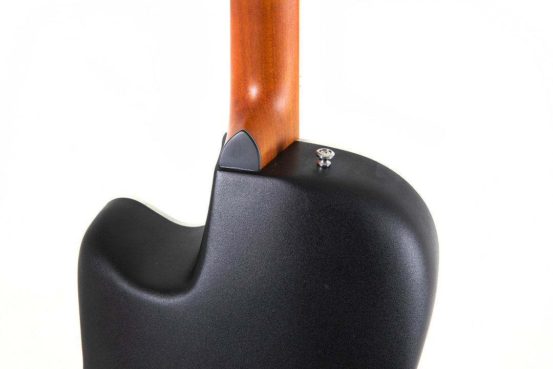 Ovation E-Acoustic Kitarat Celebrity Standard Plus Mid Cutaway - Transparent Blackburst Flame (CS24P-TBBY-G)
