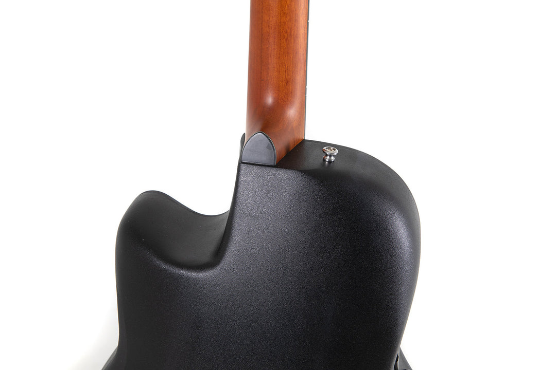 Ovation E-akustinen kitara Celebrity Elite Mid Cutaway - Black (CE44-5-G)