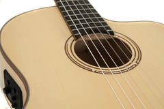 GEWA E-Acoustic klassinen kitarat Pro Natura Silver Samba - E-Acoustic (Cutaway)