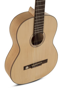 GEWA Classical guitar Pro Natura Gold 4/4 - 4/4, täyspuinen (Cherry)