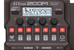 Zoom A1X Four Akustinen efektipedaali
