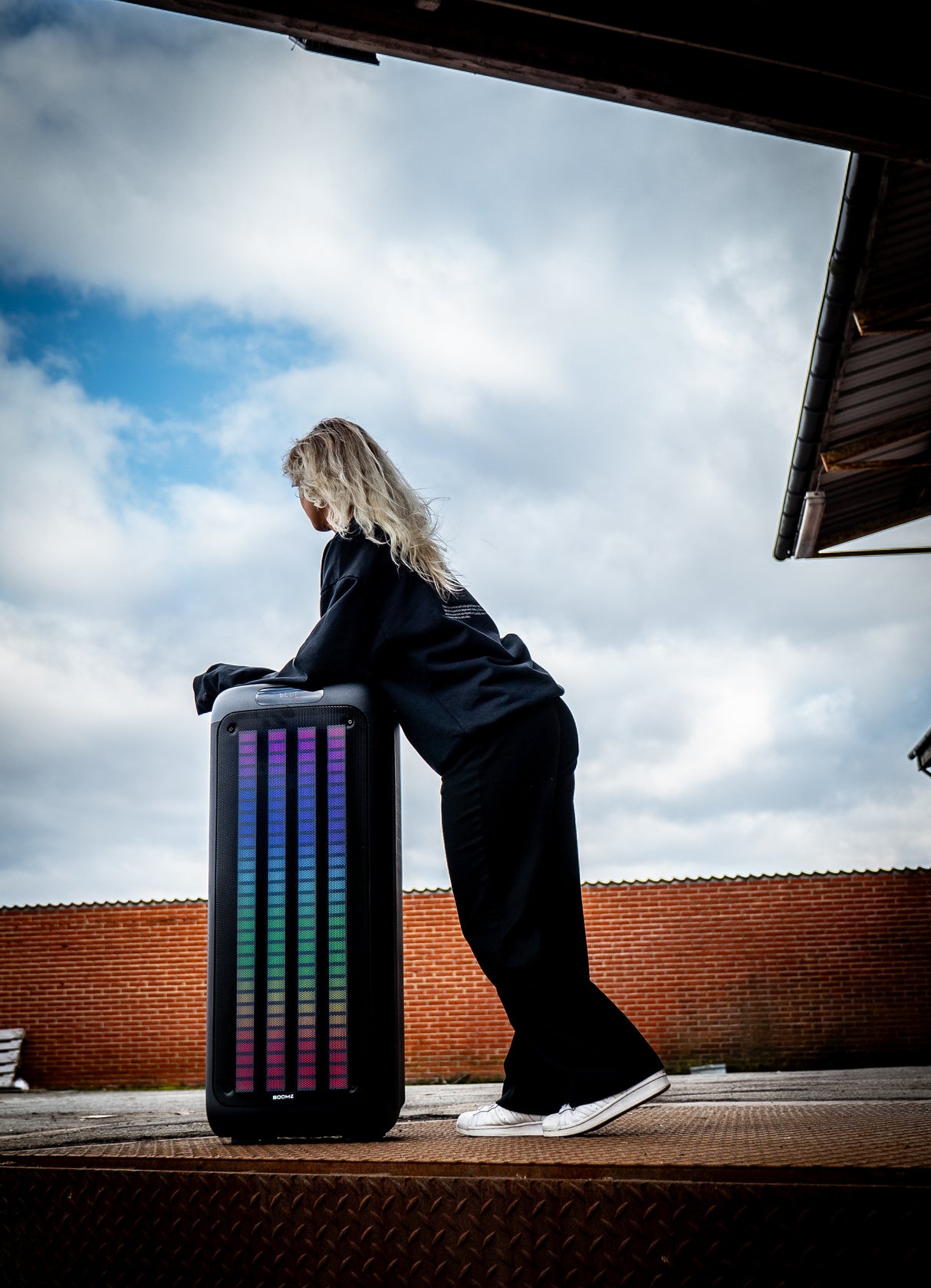 BOOMZ Anthem Party -kaiutin valoilla