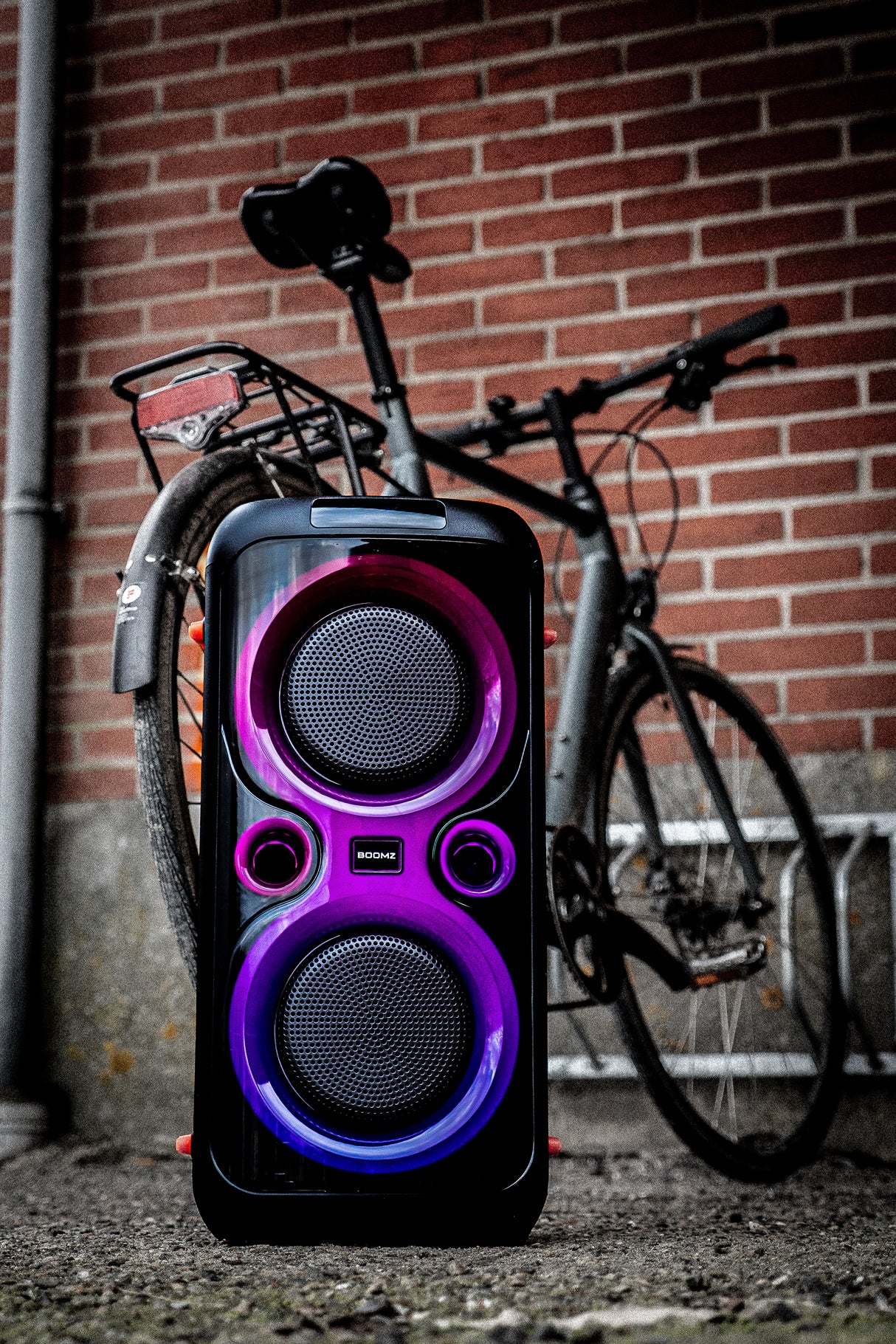 BOOMZ Smash Party -kaiutin valoilla