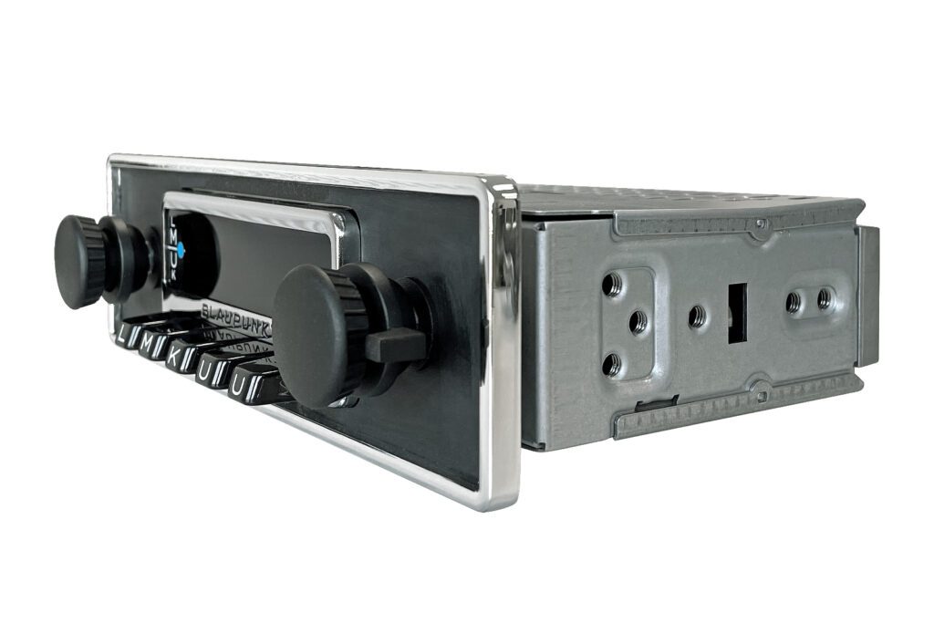 Blaupunkt Frankfurt Stereo Retro Autoradio DAB+, Bluetooth, USB-C ja AUX