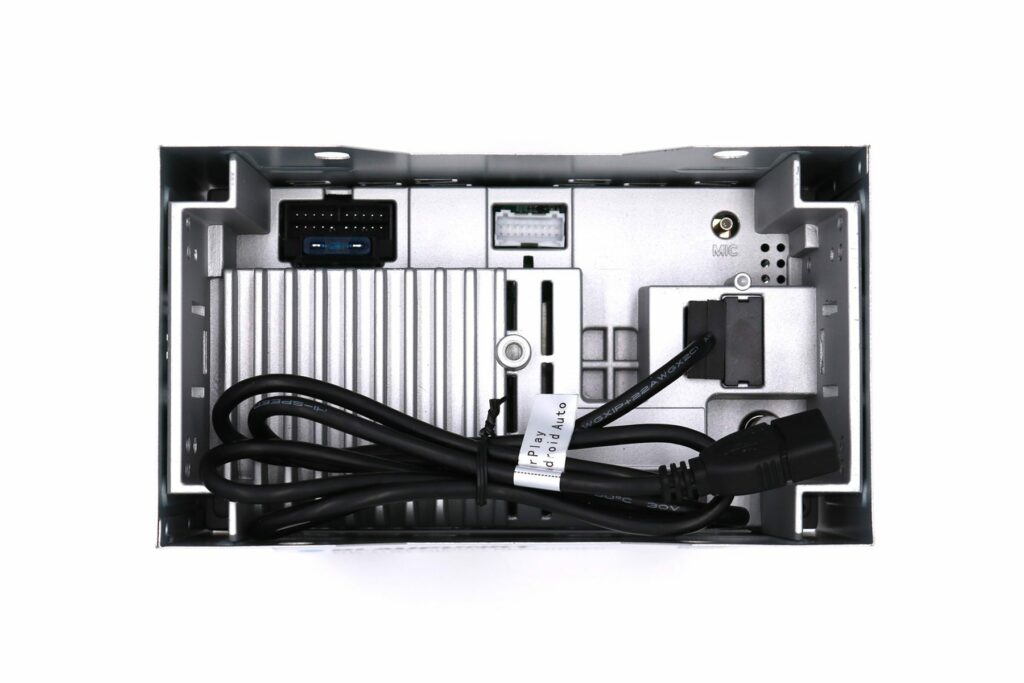 Blaupunkt Oslo 600 DAB m. Langaton CarPlay, Android, DAB+ ja Bluetooth