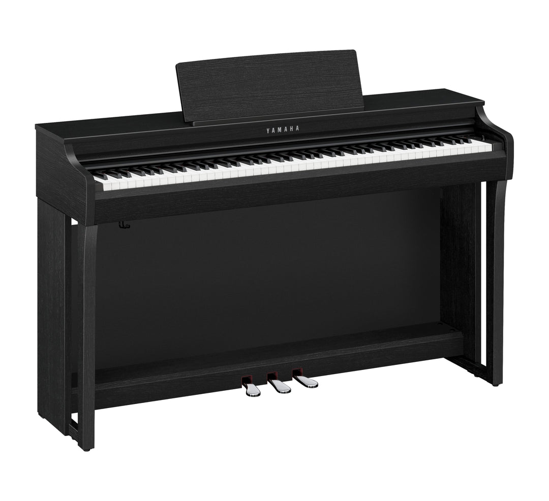 Yamaha CLP-825 Sähköpiano (Musta)